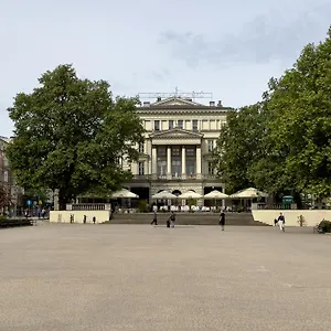 Charlie - Plac Wolnosci W Poznaniu Poznań